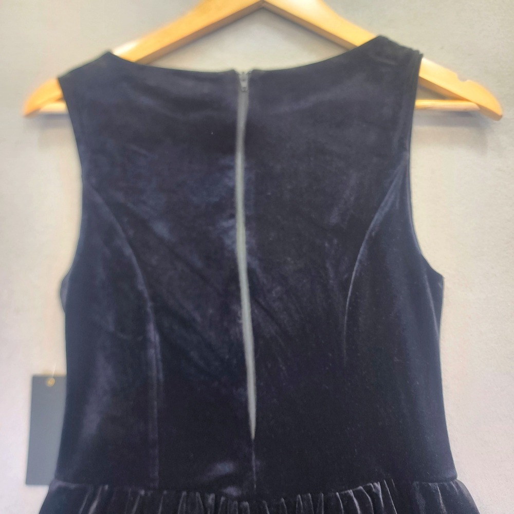City Triangles Black Velvet Bubble Hem Dress Pearl Button Mini Cocktail Womens M - Picture 9 of 13